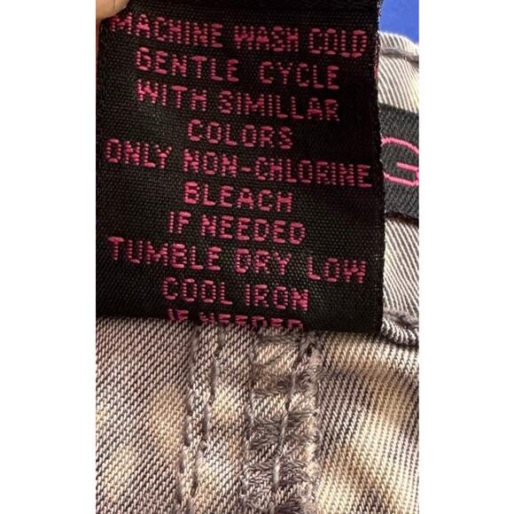 Material Girl Snake Print Ankle Pants Size 3 - Picture 4 of 7